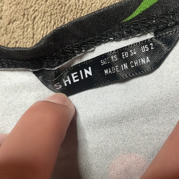 Super cute tank top with cherries on the top ruffled top area - Picture 2 of 3